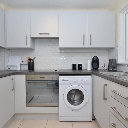 Bright Stylish 2 Bedroom Garden Apartment South Belfast Close To Everything Exterior foto